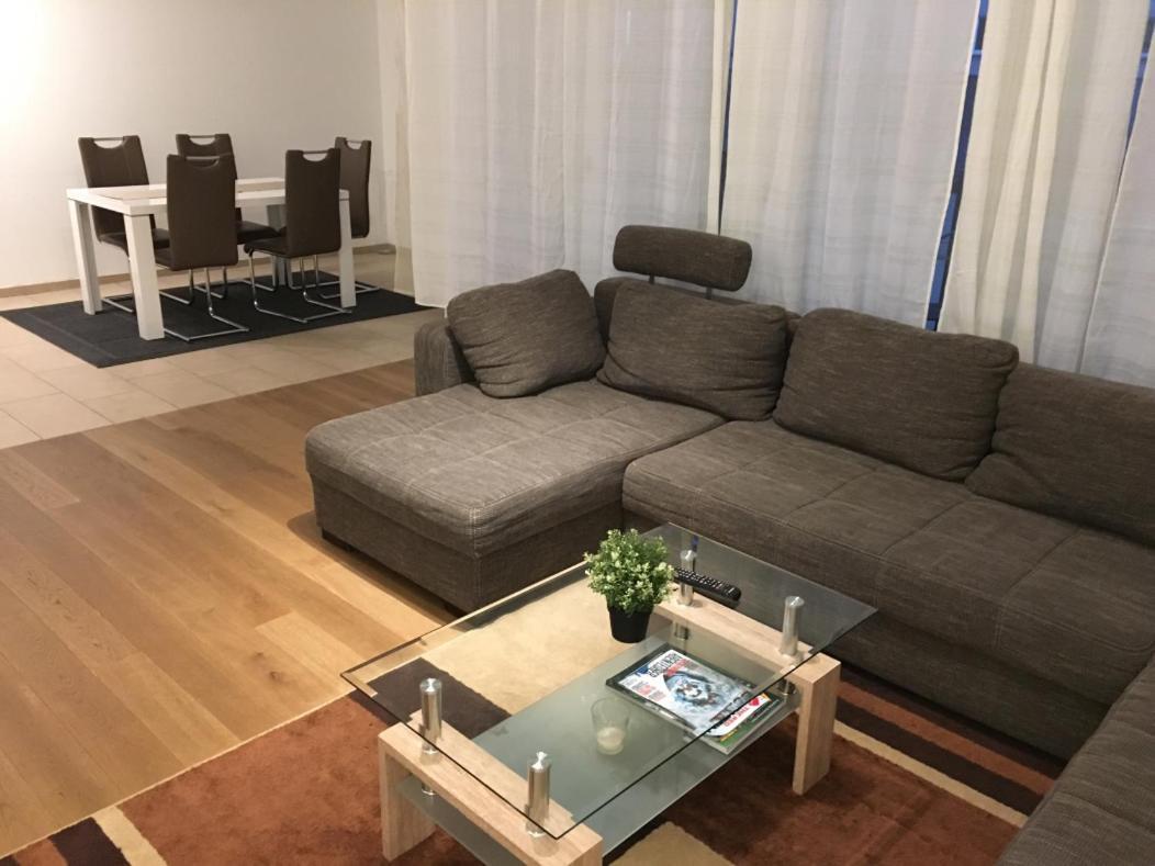 Hochwertig Im Herzen Stuttgarts Bagian luar foto
