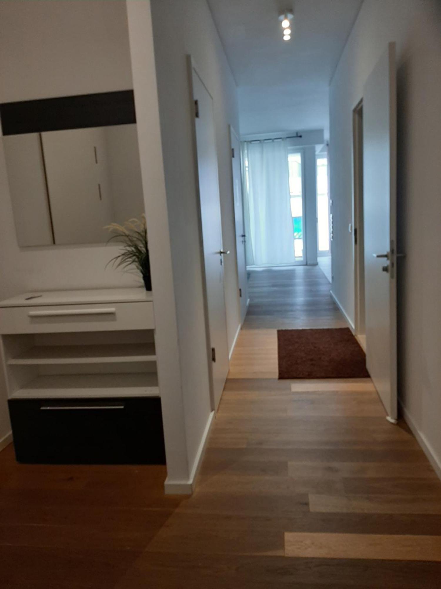 Hochwertig Im Herzen Stuttgarts Ruang foto